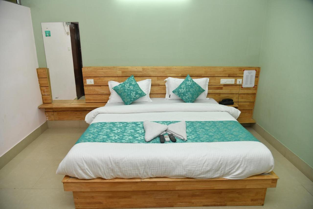 Hotel Sea Rock Jangli Ghāt Dış mekan fotoğraf